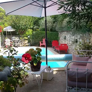la-sapiniere.fr-provencehotel.com/