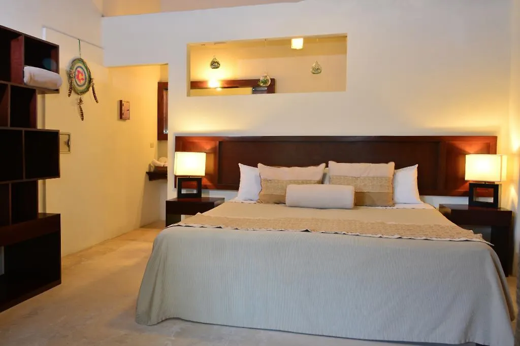 ****  HIP HOTEL By Ana y José Tulum Messico