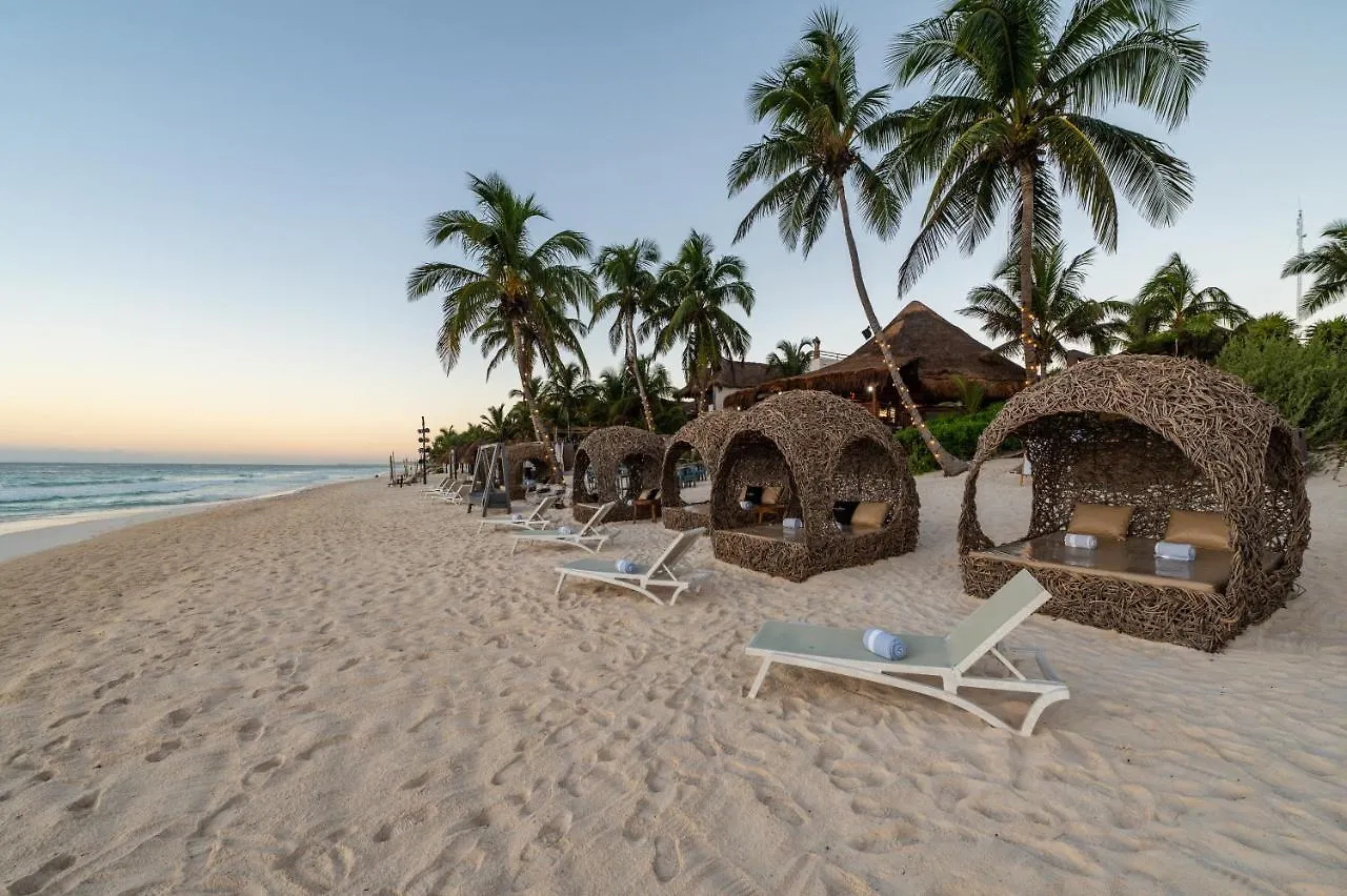 HIP HOTEL By Ana y José Tulum