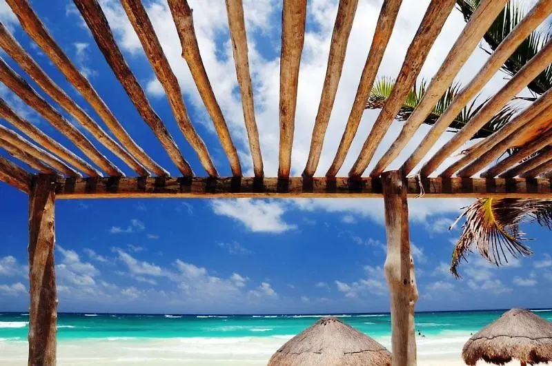 HIP HOTEL By Ana y José Tulum Messico